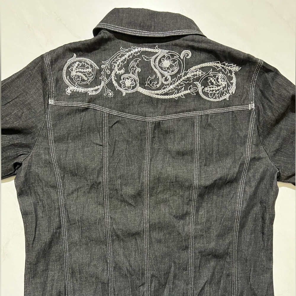 Button Up - Picture 2 of 2